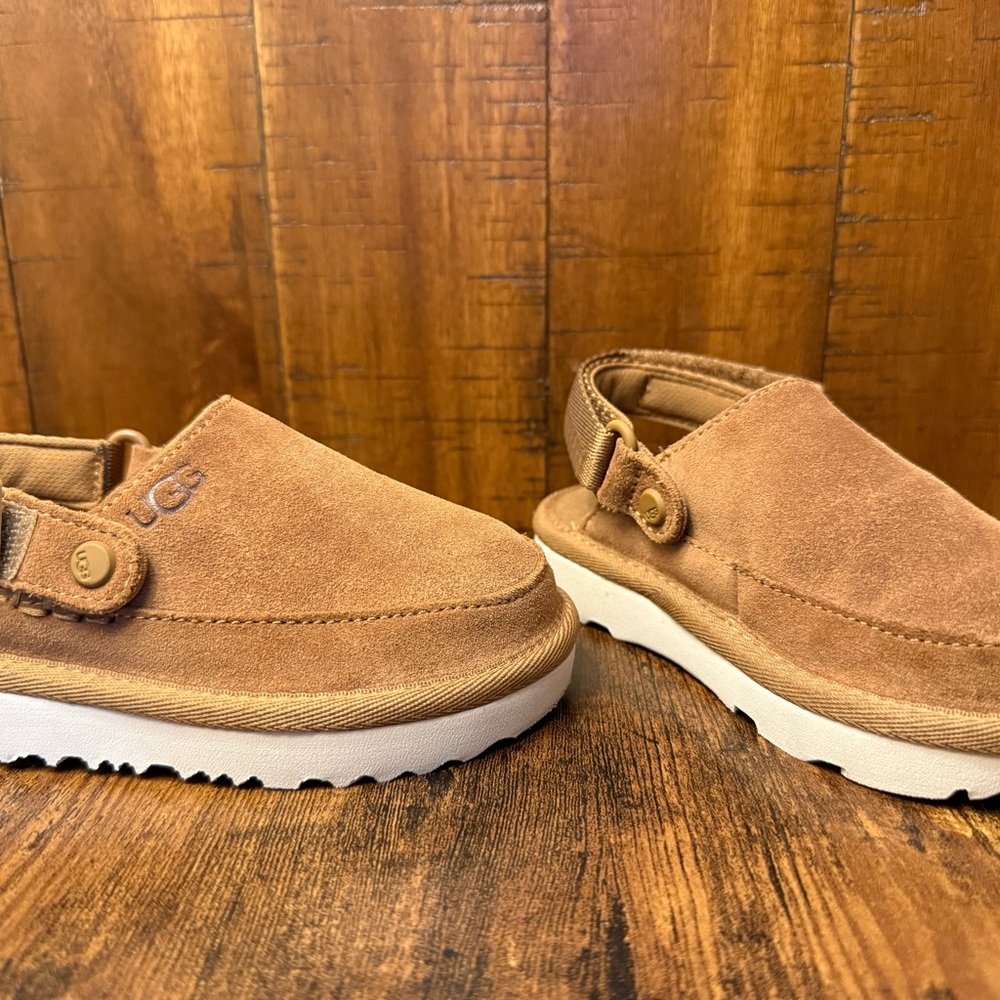 UGG Toddler Goldenstar Clogs in Chestnut - Picture 5 of 7
